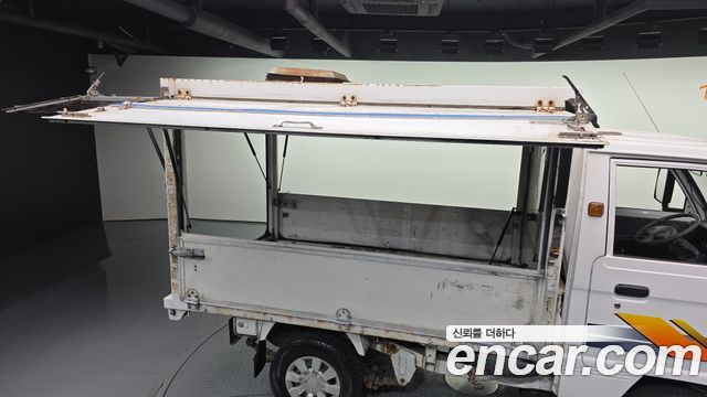 Chevrolet Labo jackknifed Long cargo 2014 — фото 18