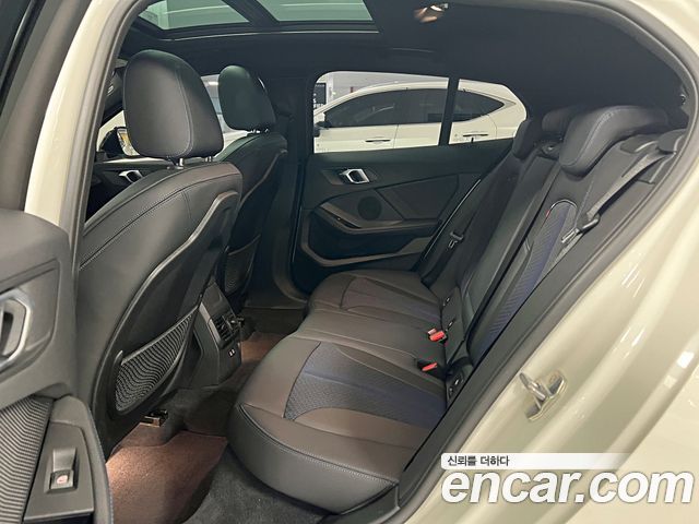 BMW 1 Series (F40) 120i M Sports 2024 — фото 16
