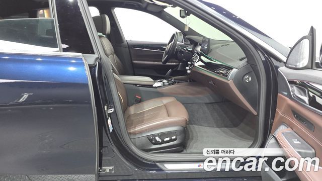 BMW 6 Series GT (G32) 640i xDrive M Sport 2023 — фото 26