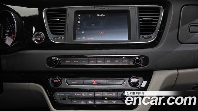 Kia Carnival 9-seater Prestige 2018 — фото 14