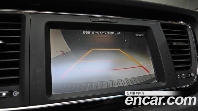 Kia Carnival 9-seater Prestige 2018 — фото 15