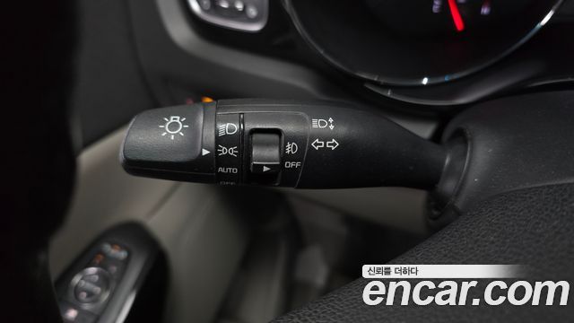 Kia Carnival 9-seater Prestige 2018 — фото 20