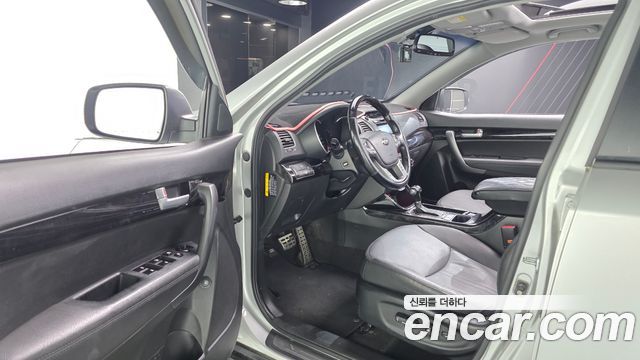 Kia Sorento R Diesel 2.0 4WD Prestige 2014 — фото 10