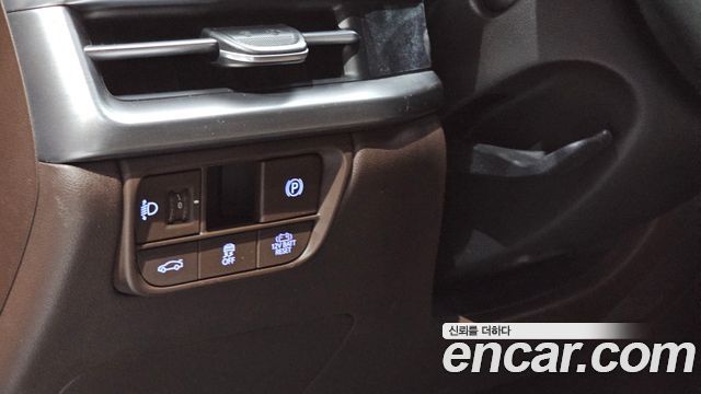 Hyundai Grandeur Hybrid (GN7) Premium 2023 — фото 13