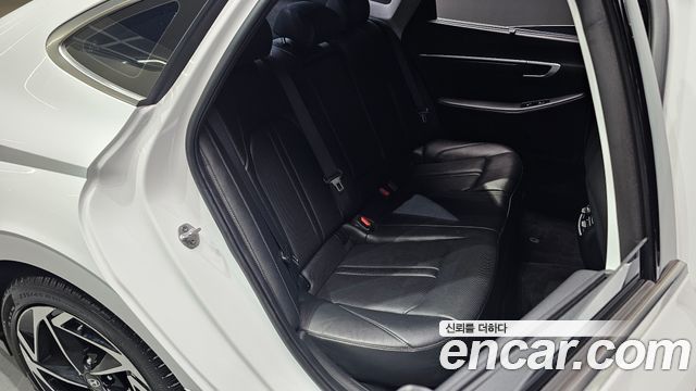 Hyundai Sonata The Edge (DN8) 1.6 Turbo Exclusive 2024 — фото 11