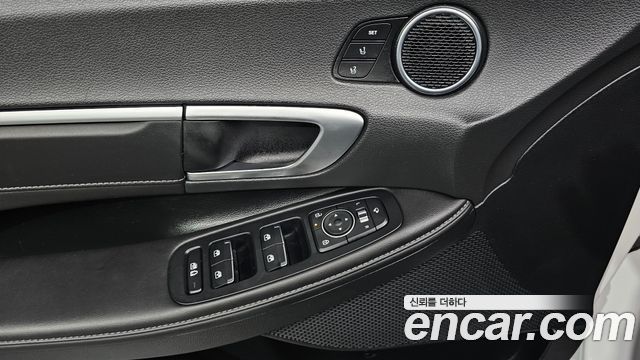 Hyundai Sonata The Edge (DN8) 1.6 Turbo Exclusive 2024 — фото 18