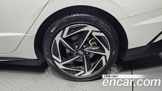 Hyundai Sonata The Edge (DN8) 1.6 Turbo Exclusive 2024 — фото 21