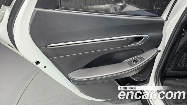 Hyundai Sonata The Edge (DN8) 1.6 Turbo Exclusive 2024 — фото 25