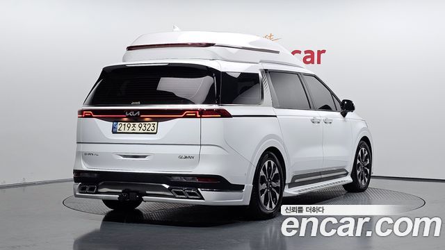 Kia Carnival (IV) Gasoline 7-seater Limousine(Special vehicle) 2023 — фото 2