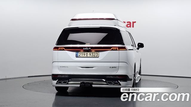 Kia Carnival (IV) Gasoline 7-seater Limousine(Special vehicle) 2023 — фото 4