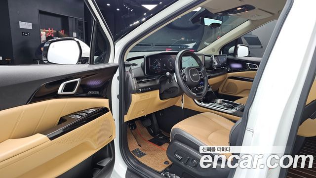 Kia Carnival (IV) Gasoline 7-seater Limousine(Special vehicle) 2023 — фото 10