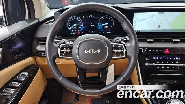 Kia Carnival (IV) Gasoline 7-seater Limousine(Special vehicle) 2023 — фото 17