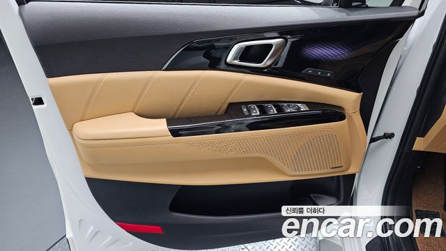 Kia Carnival (IV) Gasoline 7-seater Limousine(Special vehicle) 2023 — фото 30