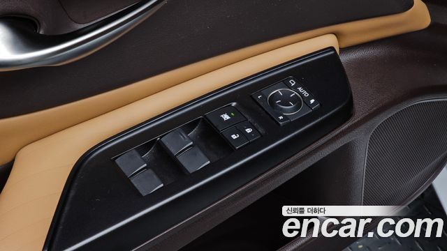 Lexus ES300h (VII) Executive 2019 — фото 28