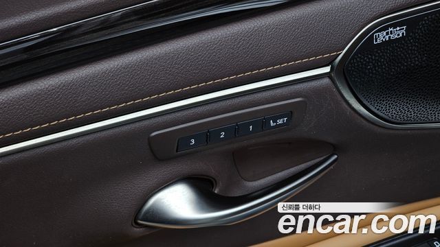 Lexus ES300h (VII) Executive 2019 — фото 30
