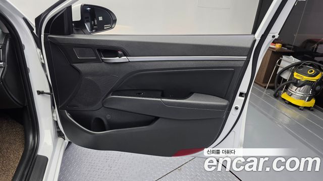 Hyundai Avante (AD) 1.6 Smart 2020 — фото 24