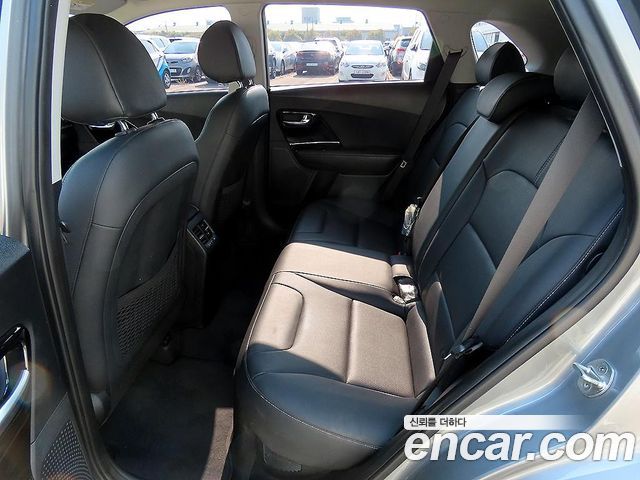 Kia Niro 1.6 HEV Prestige 2020 — фото 8