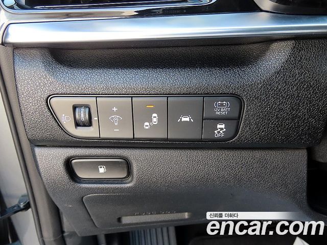 Kia Niro 1.6 HEV Prestige 2020 — фото 10