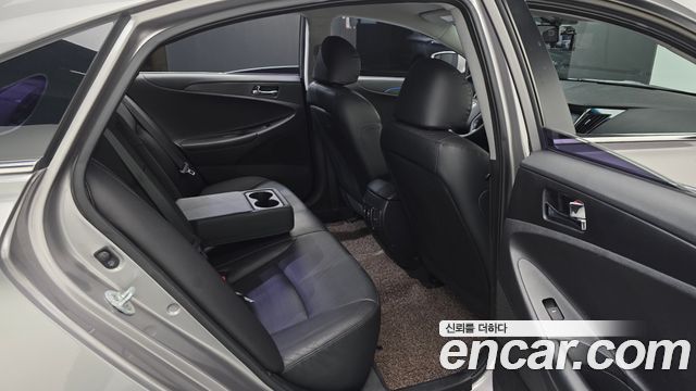 Hyundai Sonata The Brilliant CVVL Bluesaver 2013 — фото 11
