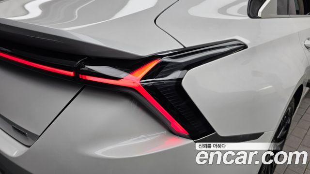 Kia K8 Hybrid Signature 2025 — фото 23