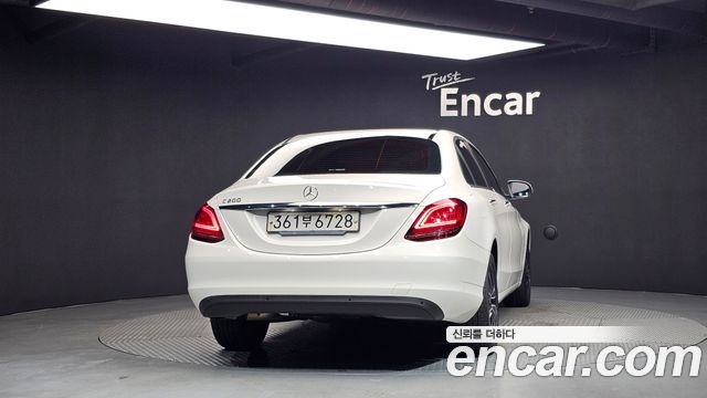 Mercedes-Benz C-Class (W205) C200 2019 — фото 4