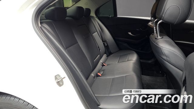 Mercedes-Benz C-Class (W205) C200 2019 — фото 12