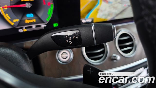 Mercedes-Benz E-Class (W213) E300e Exclusive 2019 — фото 9