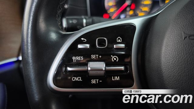 Mercedes-Benz E-Class (W213) E300e Exclusive 2019 — фото 16