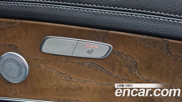 Mercedes-Benz E-Class (W213) E300e Exclusive 2019 — фото 33