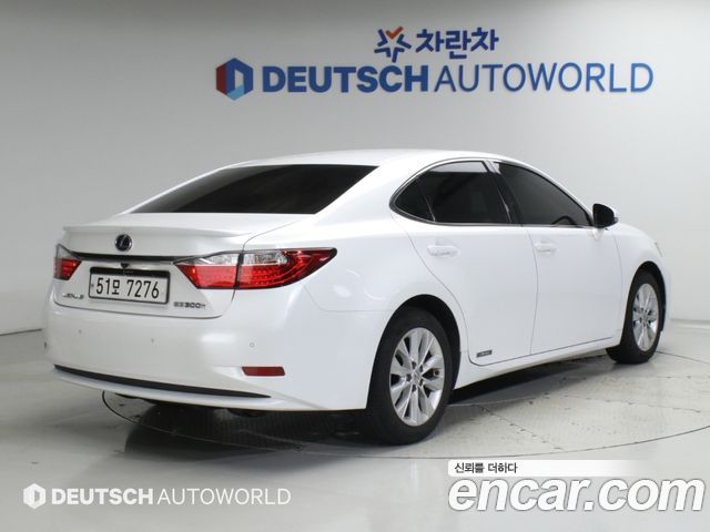 Lexus ES300h premium XV60 2014 — фото 2