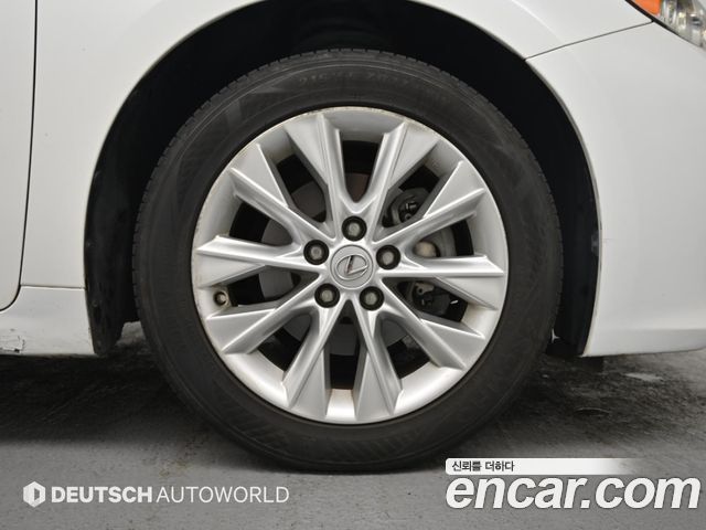 Lexus ES300h premium XV60 2014 — фото 5