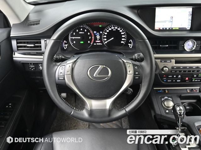 Lexus ES300h premium XV60 2014 — фото 17