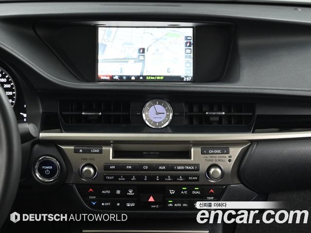Lexus ES300h premium XV60 2014 — фото 18