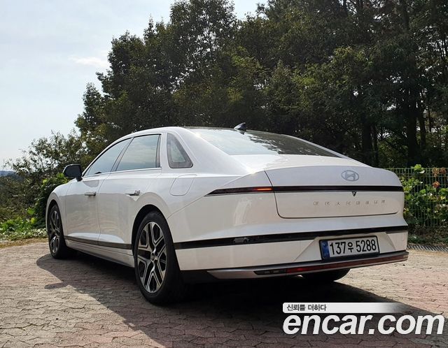 Hyundai Grandeur (GN7) 3.5 LPG 2WD Exclusive 2023 — фото 2