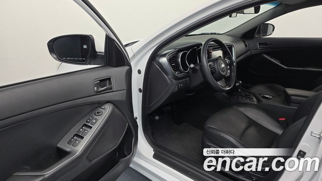 Kia K5 LPI Deluxe 2015 — фото 10