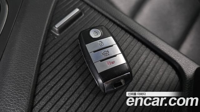 Kia K5 LPI Deluxe 2015 — фото 19
