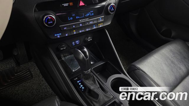 Hyundai Tucson Diesel 1.6 4WD Premium 2019 — фото 9