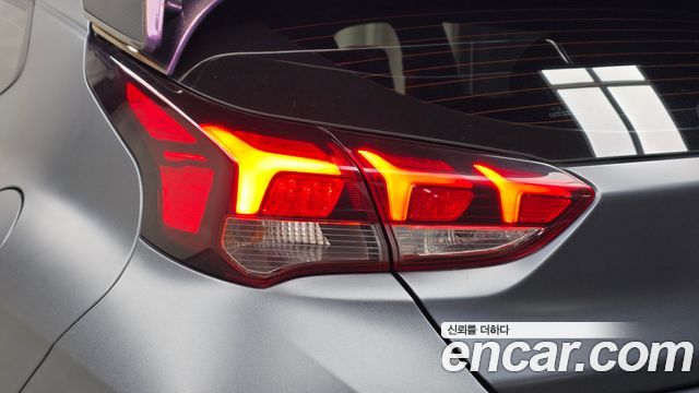 Hyundai Veloster (JS) 1.6 Turbo Sport Core 2019 — фото 23