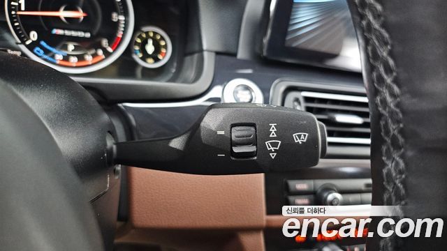 BMW 5 Series (F10) 520d xDrive M Aero Dynamic 2016 — фото 14