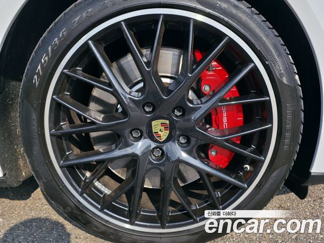 Porsche Panamera (971) 4.0 Turbo 2017 — фото 7