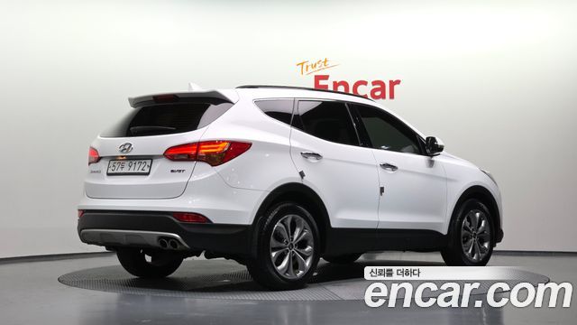 Hyundai Santa Fe (DM) Diesel(e-VGT) 2.0 2WD Exclusive Special 2015 — фото 2