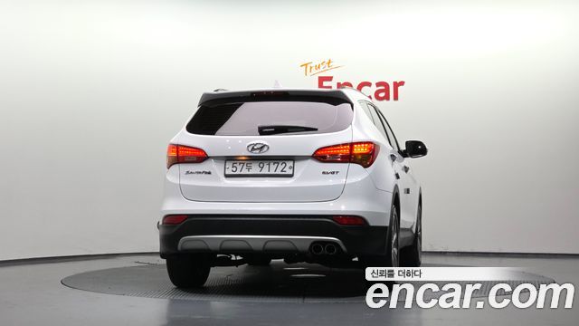 Hyundai Santa Fe (DM) Diesel(e-VGT) 2.0 2WD Exclusive Special 2015 — фото 4