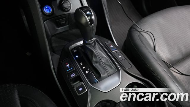 Hyundai Santa Fe (DM) Diesel(e-VGT) 2.0 2WD Exclusive Special 2015 — фото 9