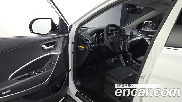 Hyundai Santa Fe (DM) Diesel(e-VGT) 2.0 2WD Exclusive Special 2015 — фото 10