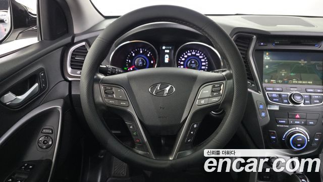 Hyundai Santa Fe (DM) Diesel(e-VGT) 2.0 2WD Exclusive Special 2015 — фото 13
