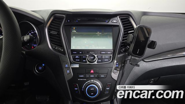 Hyundai Santa Fe (DM) Diesel(e-VGT) 2.0 2WD Exclusive Special 2015 — фото 14