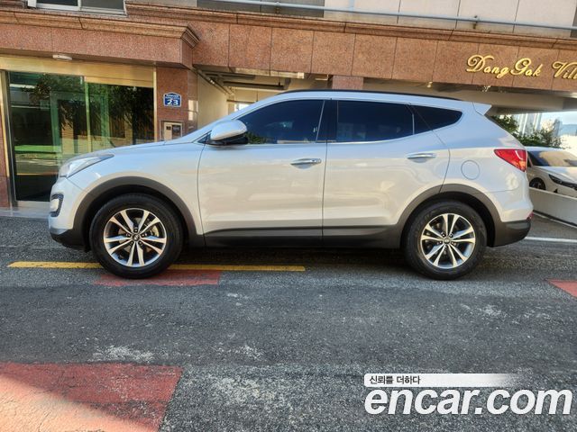 Hyundai Santa Fe (DM) Diesel(e-VGT) 2.2 2WD Premium 2015 — фото 2
