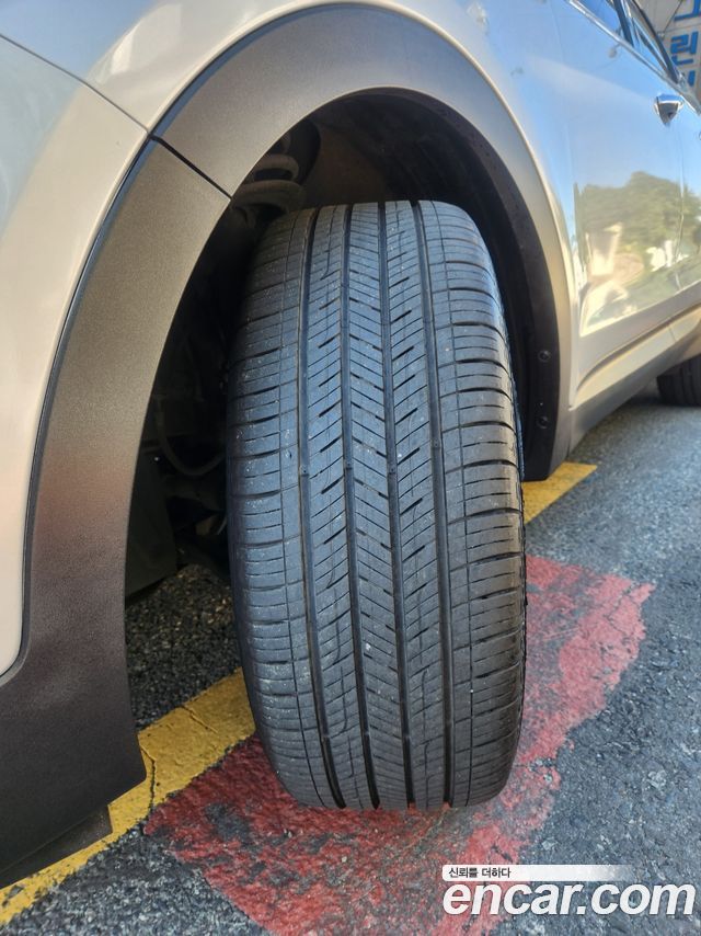 Hyundai Santa Fe (DM) Diesel(e-VGT) 2.2 2WD Premium 2015 — фото 3