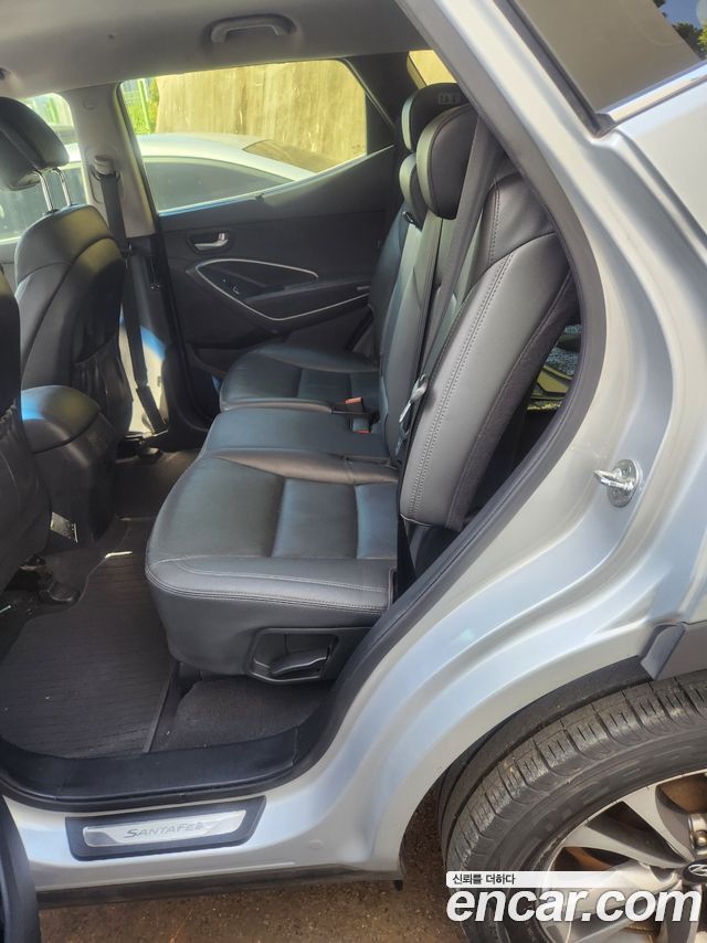 Hyundai Santa Fe (DM) Diesel(e-VGT) 2.2 2WD Premium 2015 — фото 8