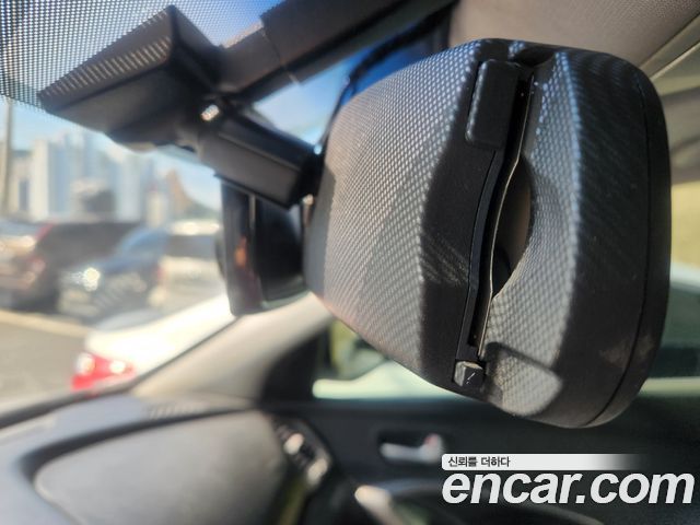 Hyundai Santa Fe (DM) Diesel(e-VGT) 2.2 2WD Premium 2015 — фото 16